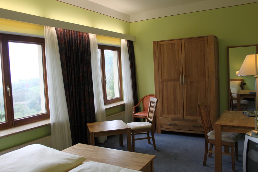 Hotel-Gasthof Die Post Brennerei Frankenhoehe Schillingsfürst Exteriér fotografie