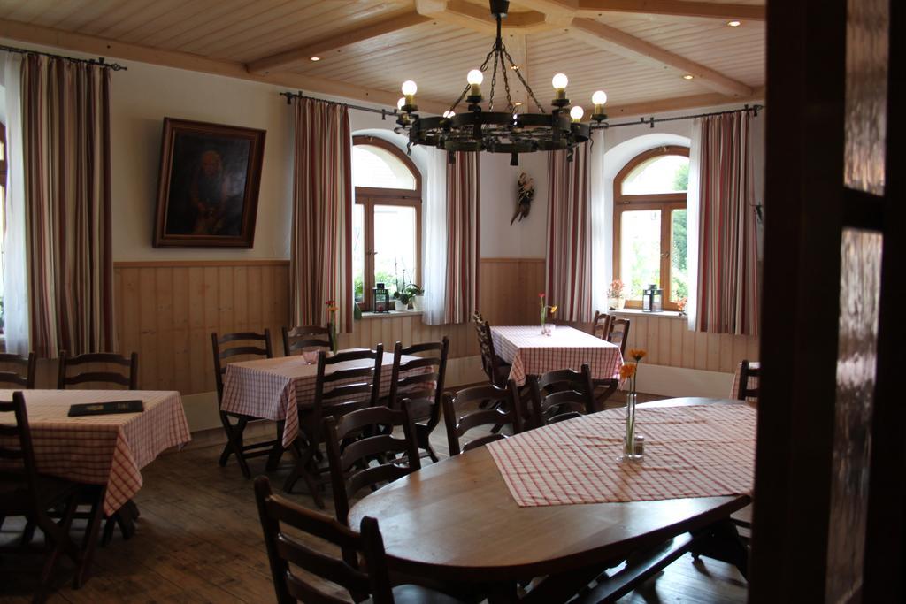 Hotel-Gasthof Die Post Brennerei Frankenhoehe Schillingsfürst Exteriér fotografie